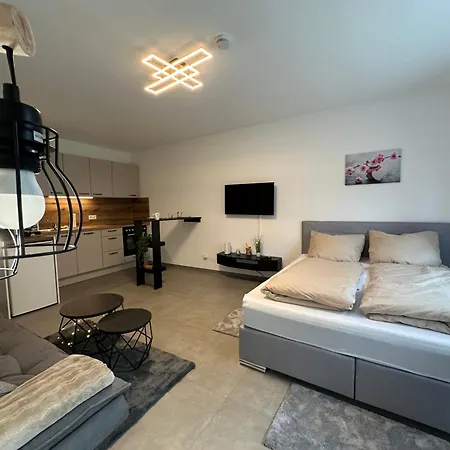 Apartment Modernes In Guter Lage *